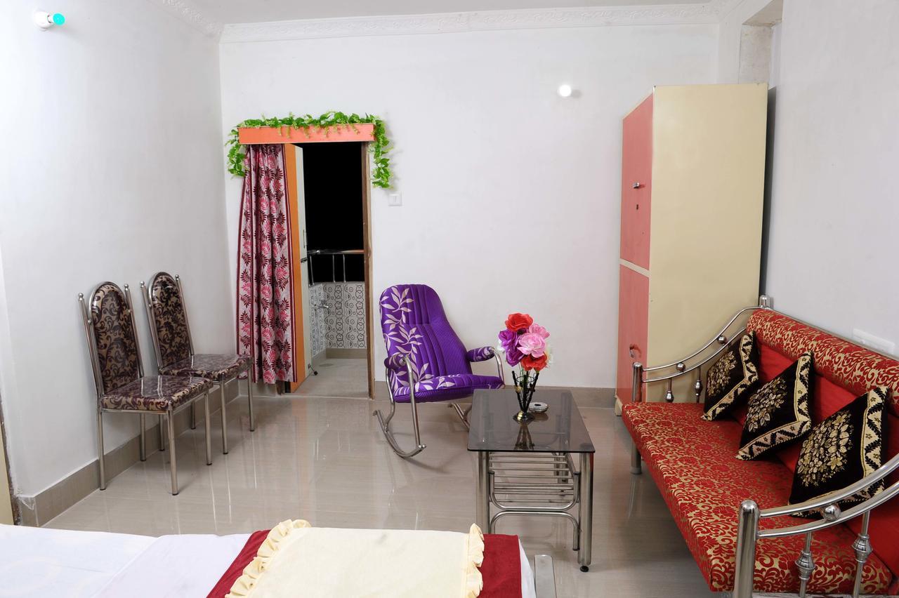 Jayanti Hotel Тарапит Экстерьер фото